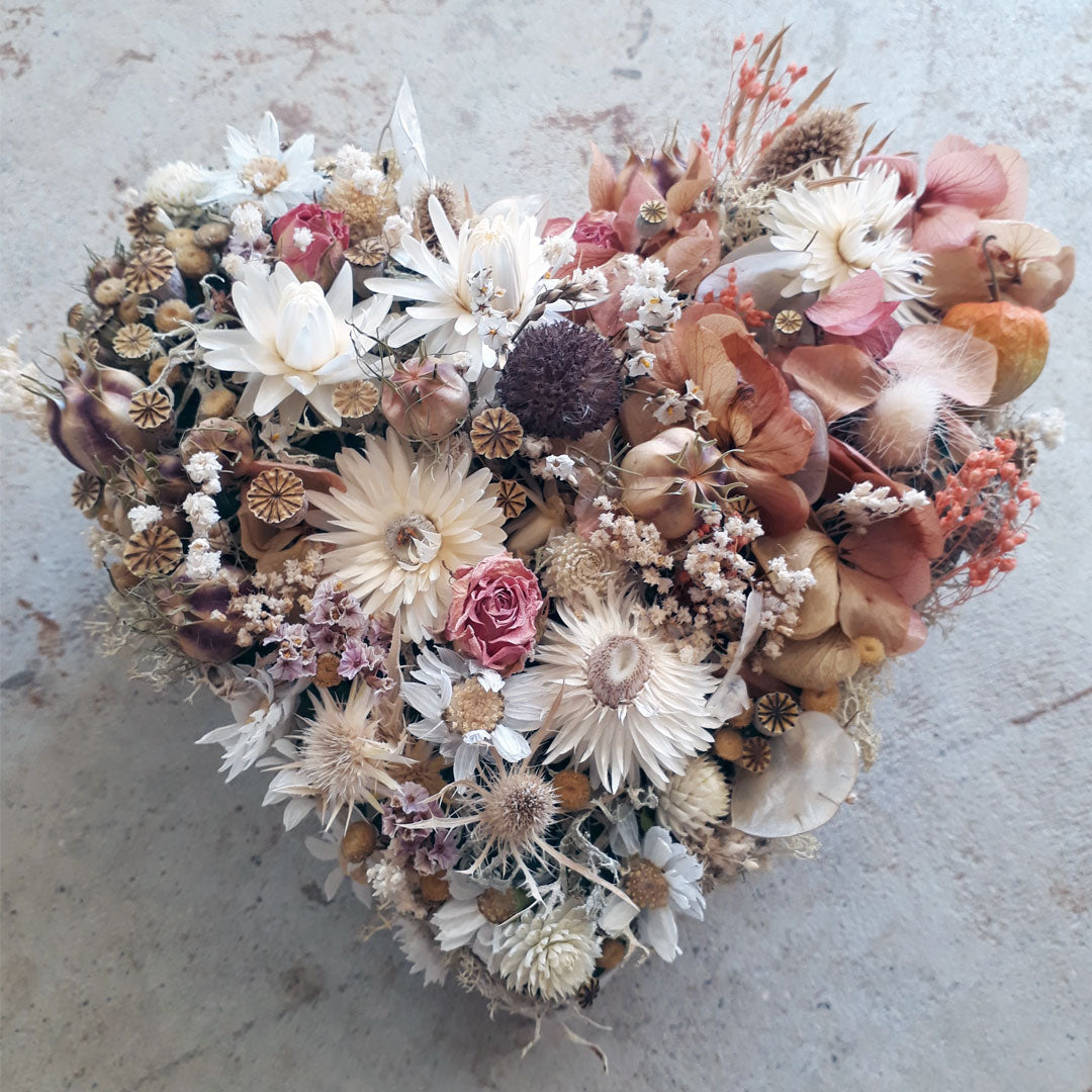 Création cœur fleurs séchées et bois | Flauri