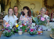 groupe participants atelier créatif fleurs fraîches - visages | Flauri